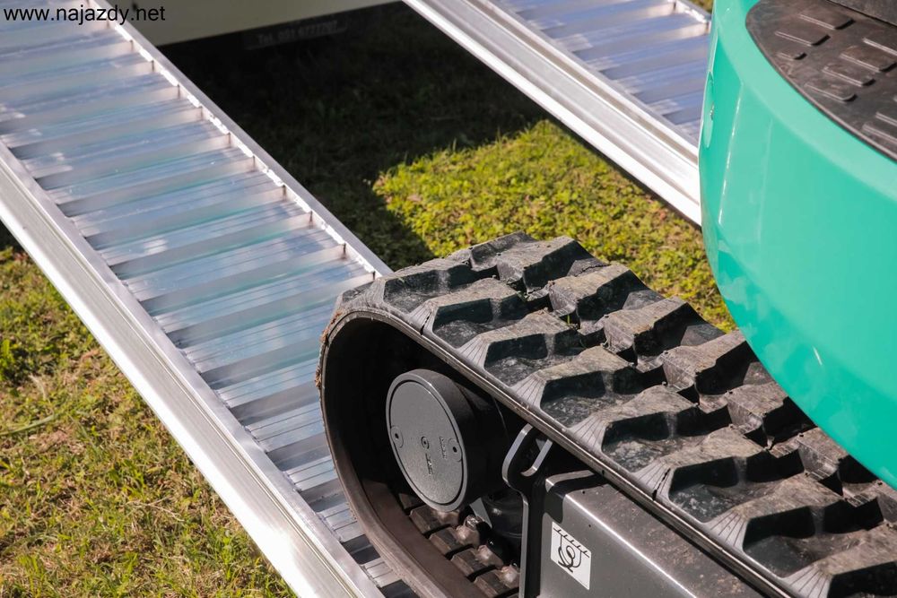 Najazdy Aluminiowe 2m 1800kg Cert. CE/dostępne od ręki