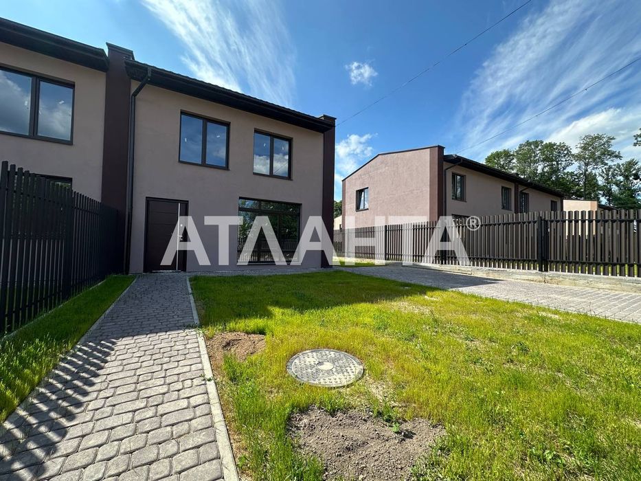 Продаж котеджу з ремонтом с.Запитів