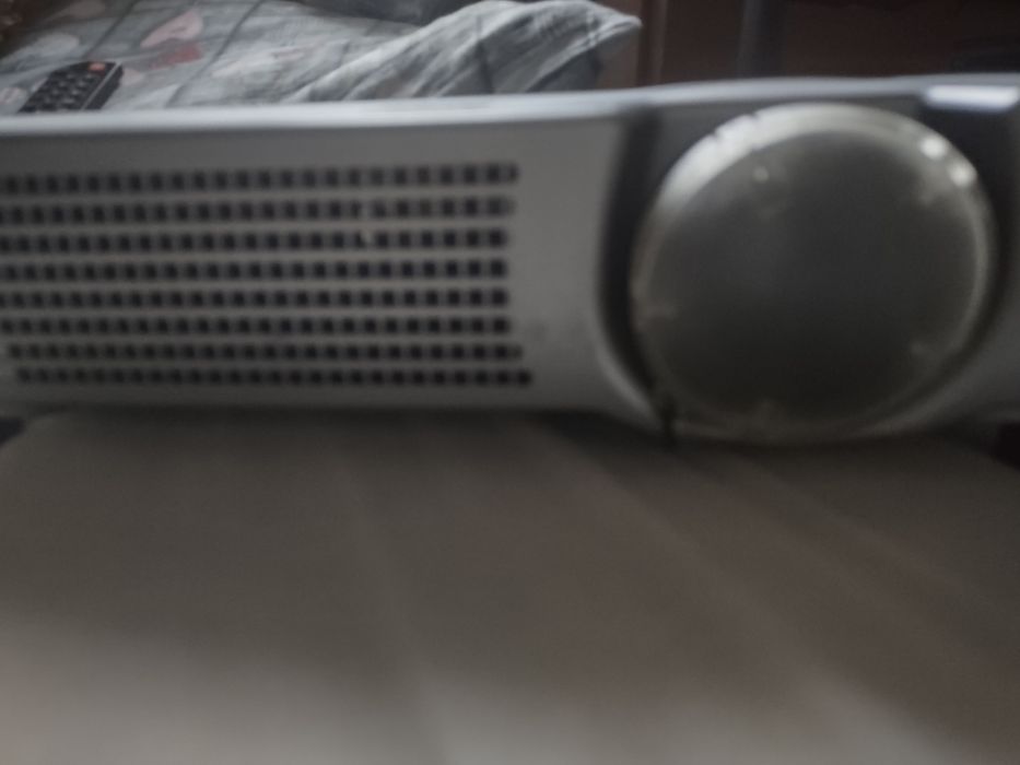 Projektor multimedialny