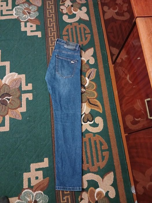 Продам джинси чоловічі і кросівки найк