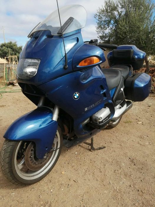 BMW R1100 RT in good condition.