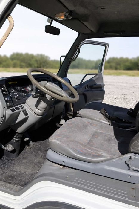 Mitsubishi Canter – Bom Estado | Pronta a Trabalhar