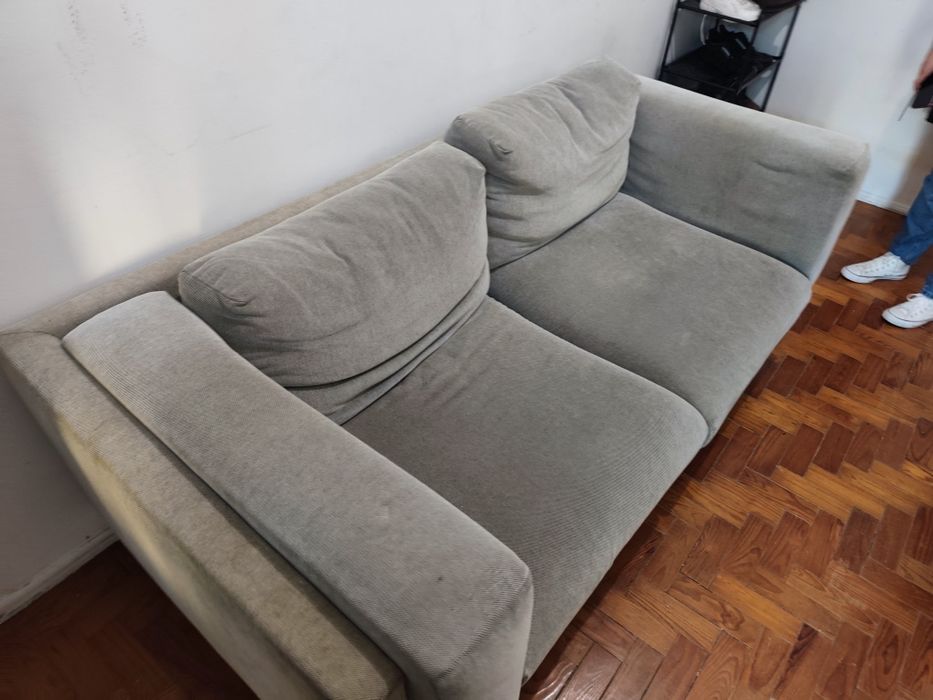 Sofá cinza 2m x 0.80m