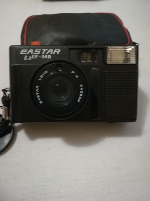 Aparat fotograficzny eastar
