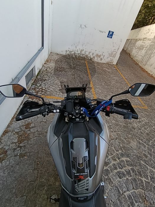 Honda NC750X (2016) – Prata/Cinzento – Excelente Estado + Extras