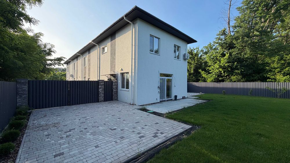 Продам новий будинок Хотів 90 м.кв. з меблями без%