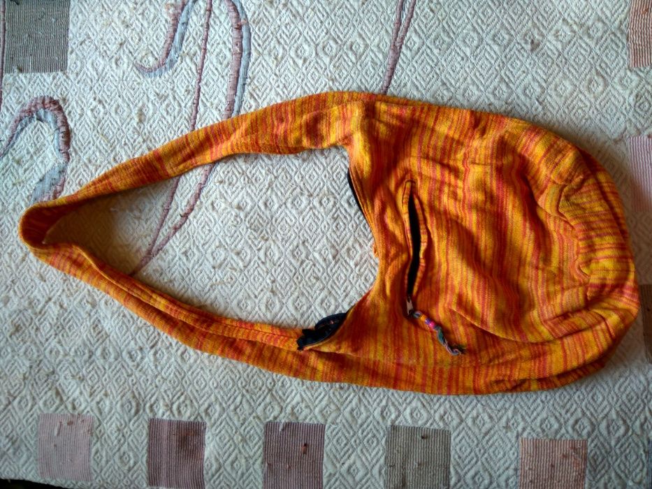 Carteira/mala laranja de ombro