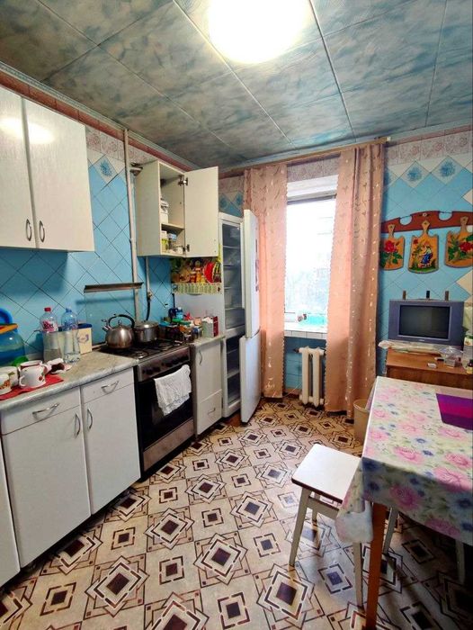 Продам 2 ком квартиру улица Мозолевского 2 Правый берег 12 квартал