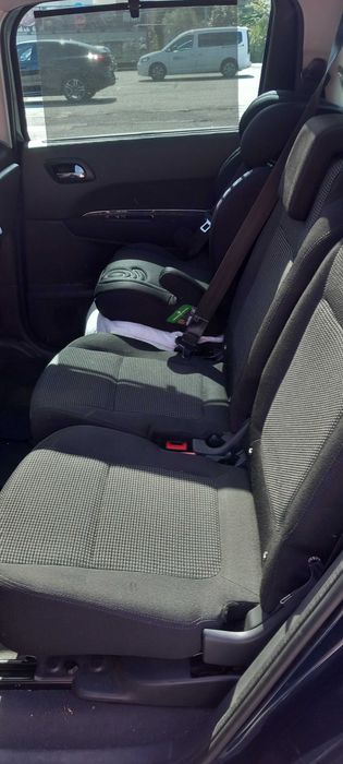 Veículo peugeot 5008
