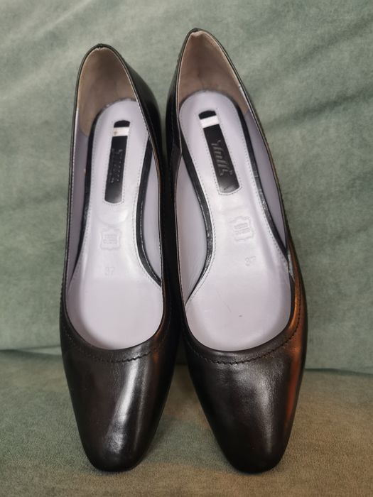 Czółenka 7 mil czarne r. 37 jak nowe!