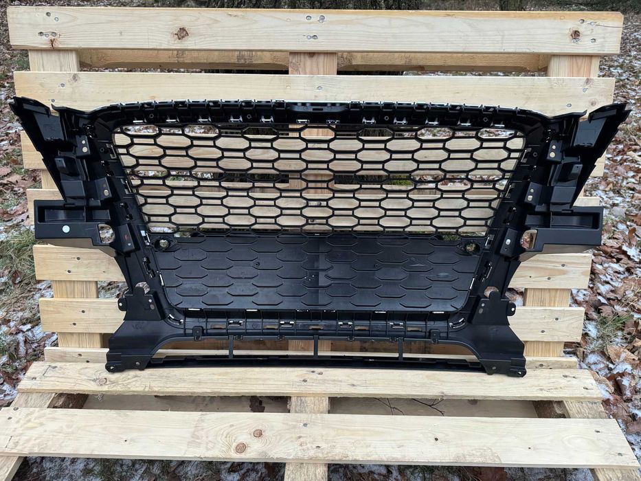 Grill Atrapa Audi Q5 8R 08-12 styl RSQ5 CHROME
