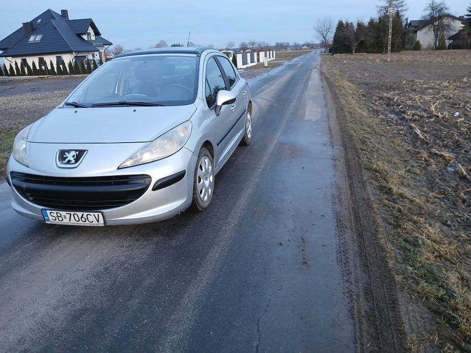 Peugeot 207 1.6 HDI 2006 rok