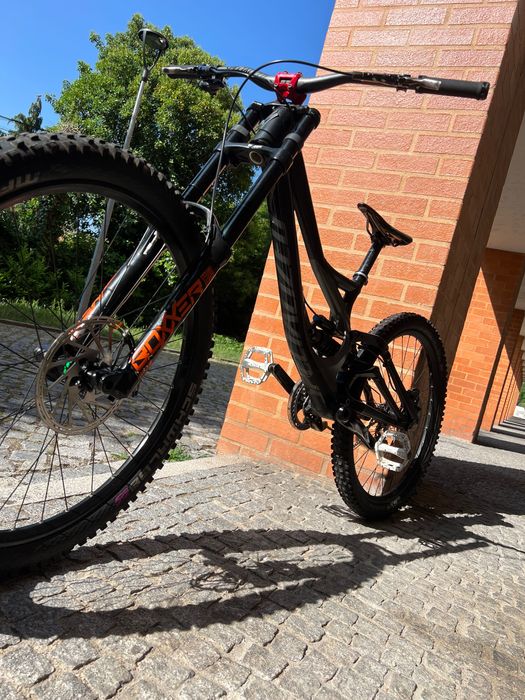 Specialized demo 27.5 Downhill