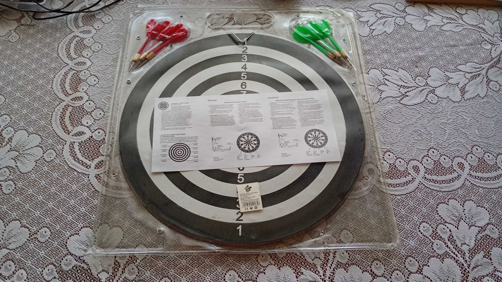 Tarcza z rzutkami JAK NOWA!!!