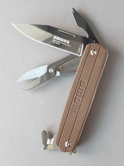 Scyzoryk wędkarski multitool nóż EDC