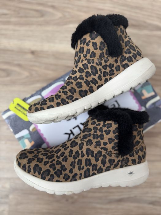 Skechers On-The-Go Joy- snow kitt , оригінал, US 8, 25 cm.