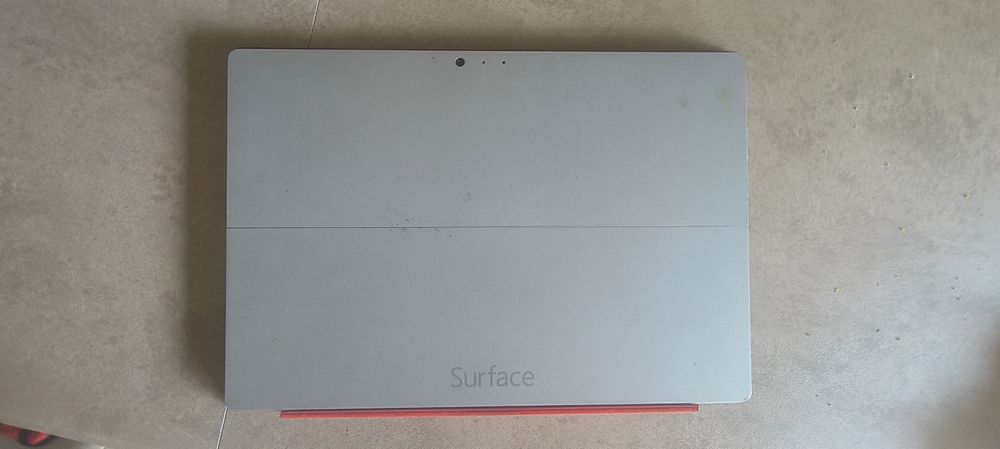 Microsoft Surface Pro 3 4gb RAM 128GB