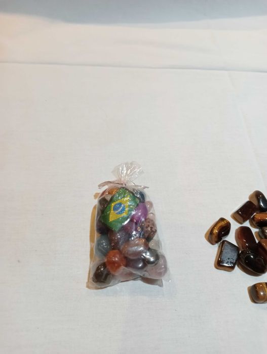 Vendo pedras semipreciosas