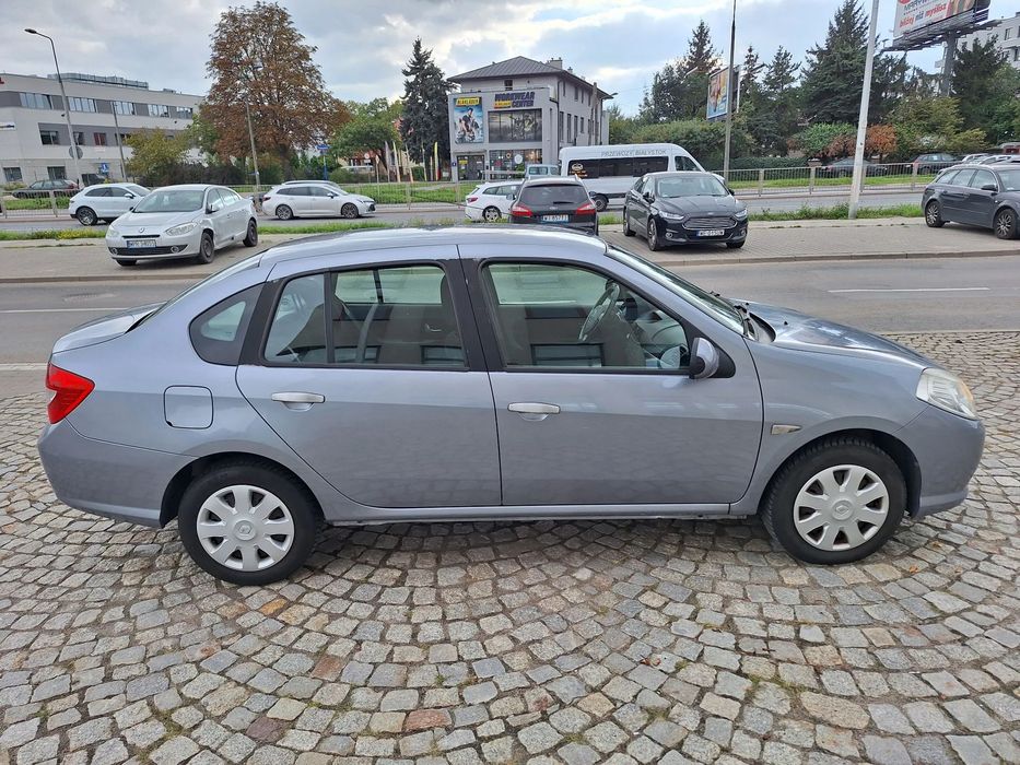 Renault Thalia Renault Thalia 2009