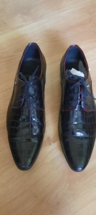 Продам  кожаные натуральные