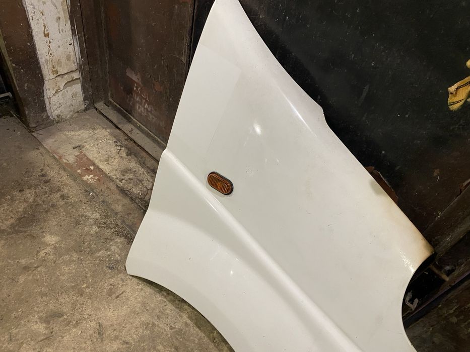 Крило праве Renault Trafic 2001-2014