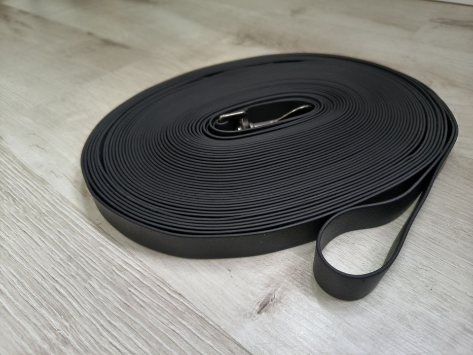 Smycz treningowa wodoodporna PVC 20 m nowa