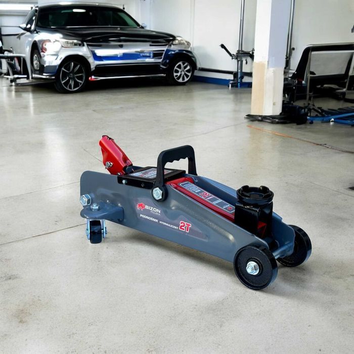 Домкрат гідравлічний підкатний на 2Т 130 -300мм Bizon Polska