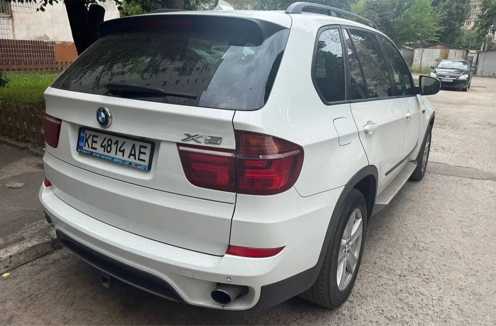 BMW X5 2012 рік 3 л дизель