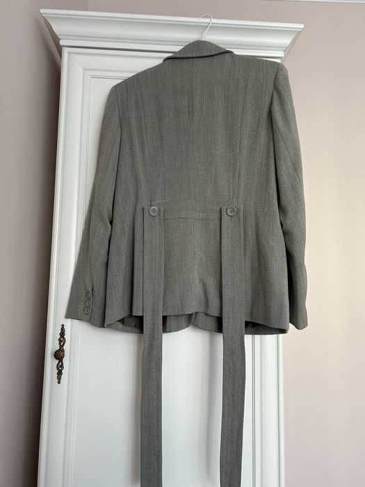 Костюм брючный женский серый