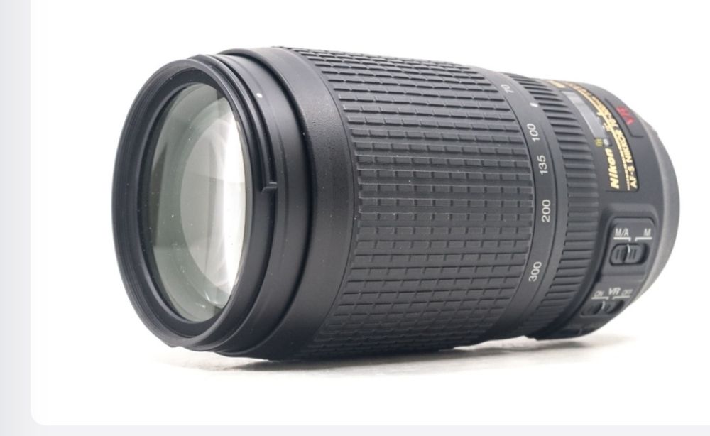 Objetiva Nikon 70-300 VR 4.5-5.6 como nova