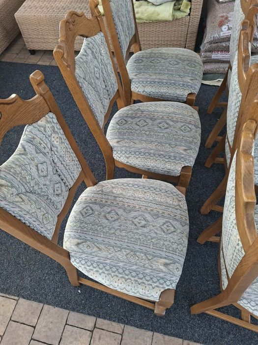 Krzesła dębowe 6 sztuk na sprężynach stan idealny.