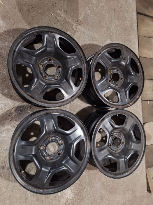 Jeep Compass felgi strukturalne 16 plus czujniki 5x 110