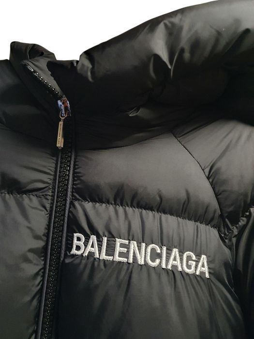 Puchowa kurtka Balenciaga