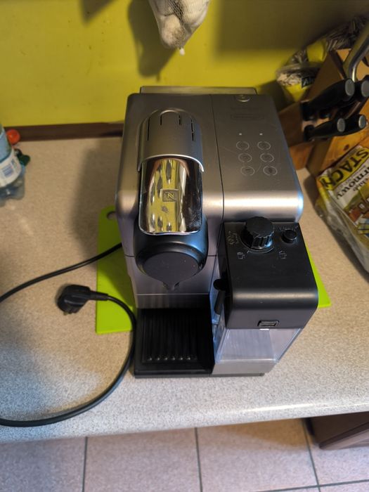 Ekspres delonghi nespresso EN550 s
