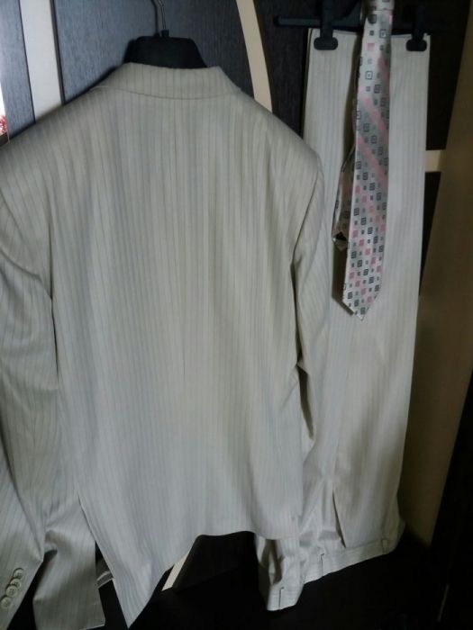 Классический костюм