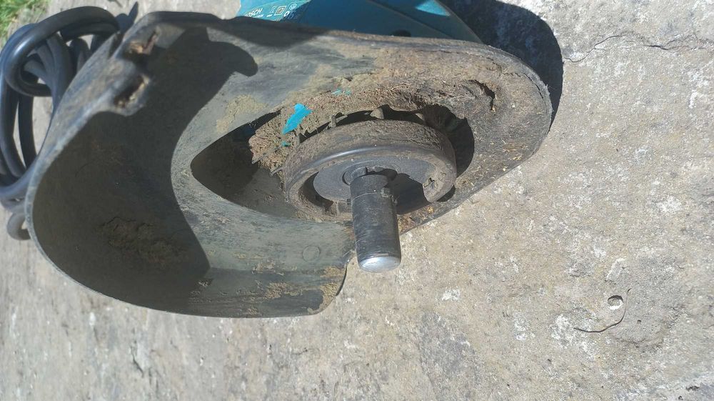 Триммер Bosch для бритья дачи, косилка без кассеты с леской