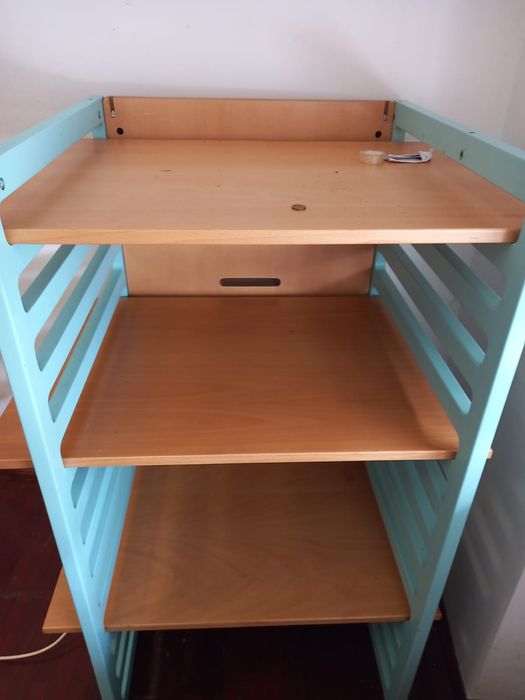 Jogo de quarto para menino, excelente qualidade e multifuncional.