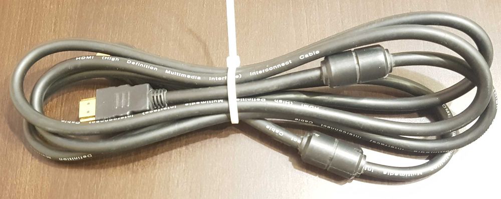 Кабелі HDMI (на вибір)