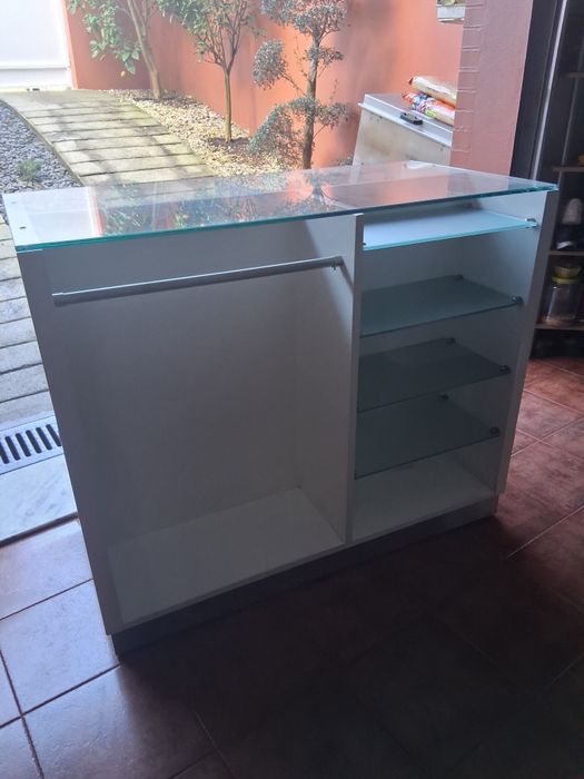 Móvel exposição loja