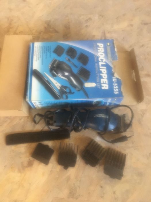 Продам машинку для стрижки двигатель от малютки шинковки