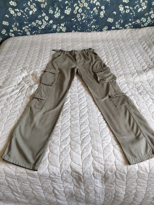 Spodnie Stradivarius brąz cargo rozm 34