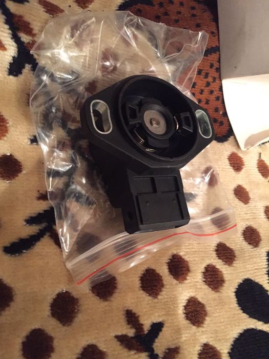 Датчик положения дросельной заслонки митсубиси галант 93-96