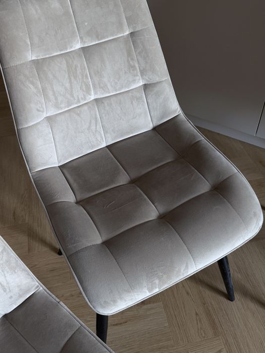 Krzesła tapicerowane beżowe welurowe (4 sztuki/komplet)