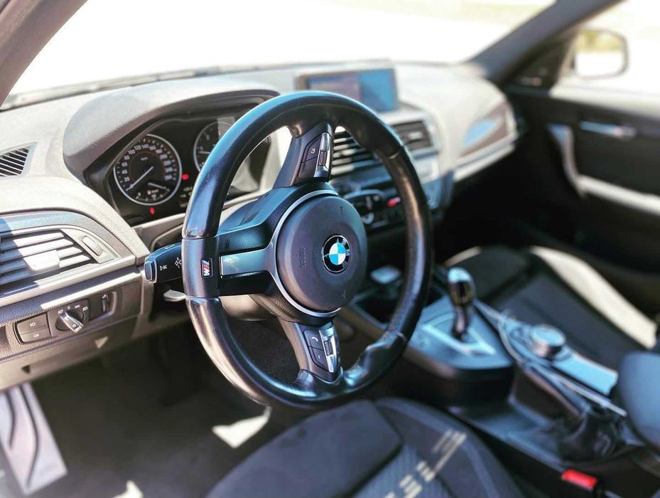 Automóvel BMW 118d