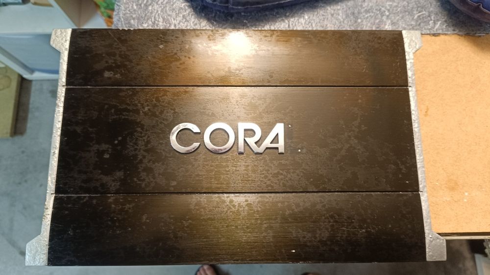 Vendo amplificador coral XTA.215