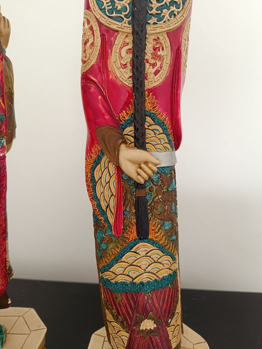 Figuras Orientais pintadas à mão