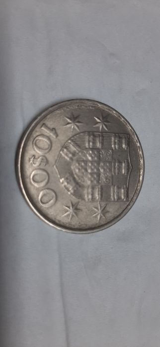 Moedas antigas portuguesas e venezuelanas