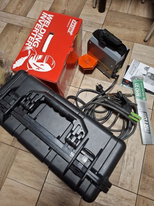 Зварювальний інвертор Paton Mini-150 (сварочный аппарат) чемодан + мас