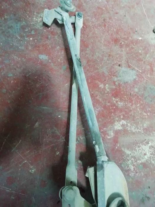 MOTOR LIMPA-VIDROS FRONTAL NISSAN ALMERA TINO 2004 -28800BU100