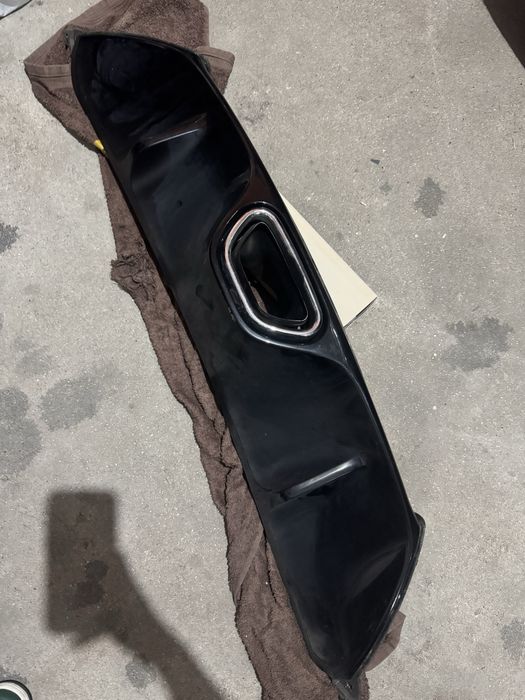 Difusor megane rs preto brilhante